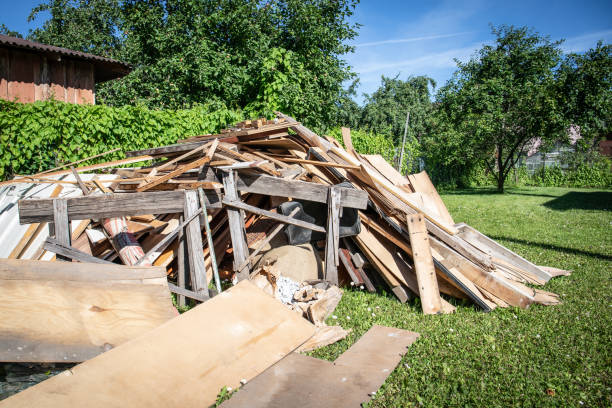 Best Yard Waste Removal  in Alton, IA